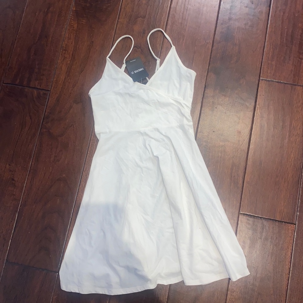 NWT Forever 21 Cut out back dress